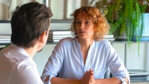 Re-integratie Onderwijs: onze missie, aanpak en ervaring met tweede spoor trajecten voor werknemers en werkgevers in het onderwijs.